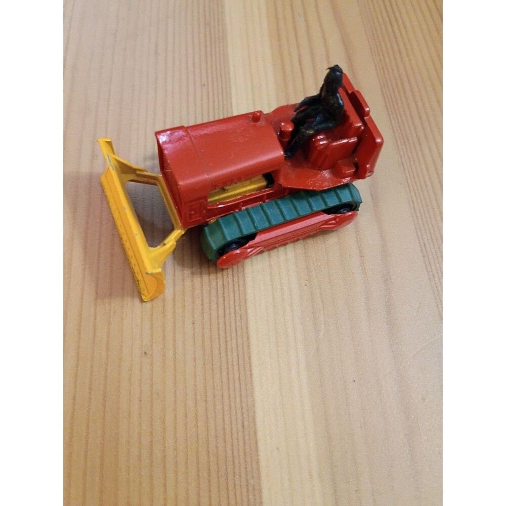 Matchbox Lesney No. 16 Case Tractor Bulldozer with Driver Vintage Diecast